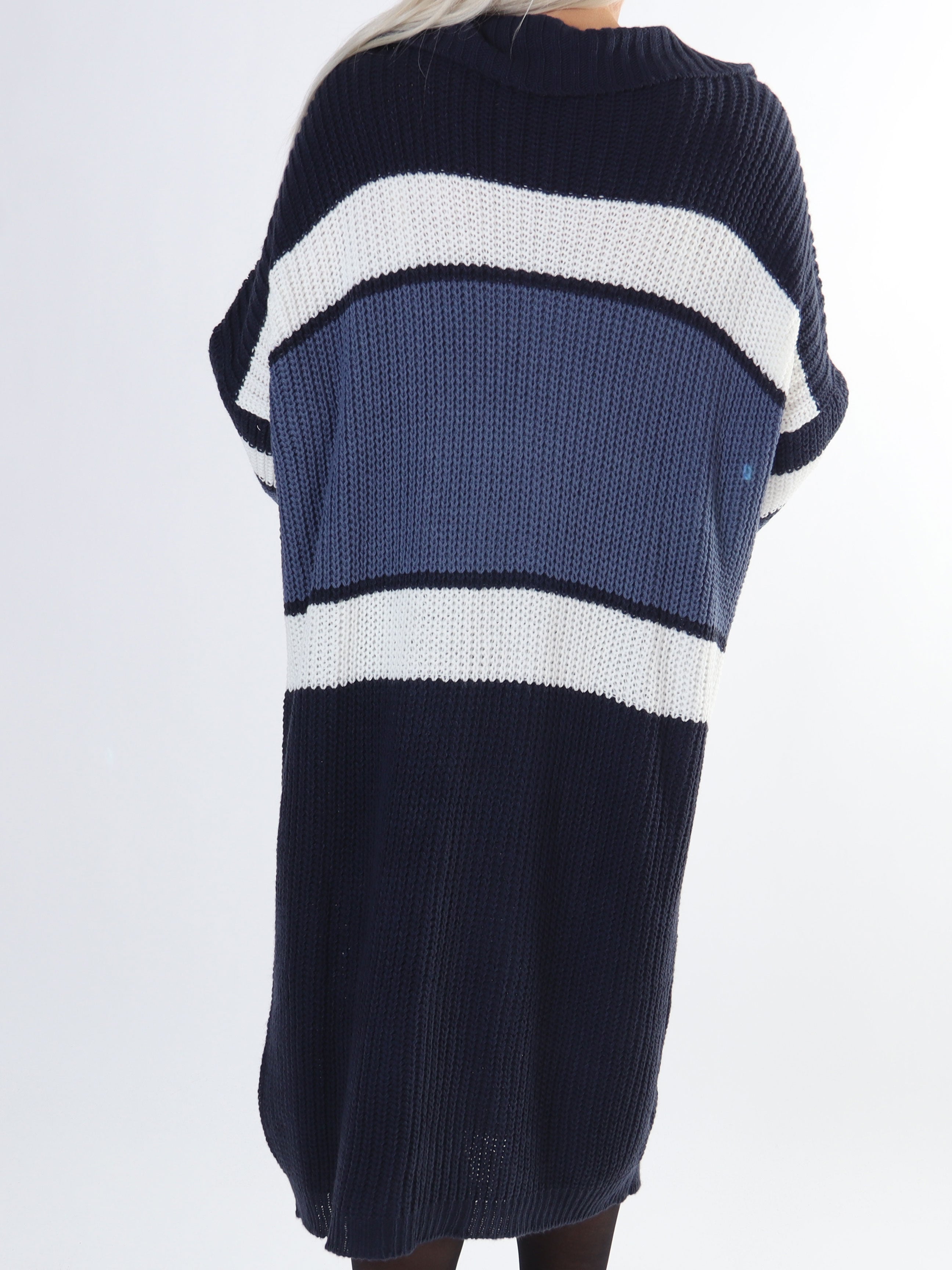 Hailey - Randig stickad klänning med liten krage i plusstorlek